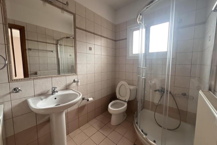 Image No.30-2 Bed House for sale