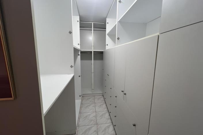 Image No.33-2 Bed House for sale