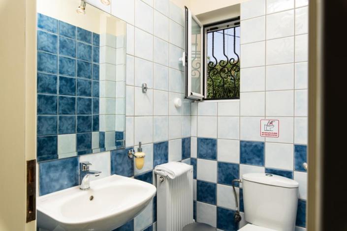 Image No.2-2 Bed Maisonette for sale