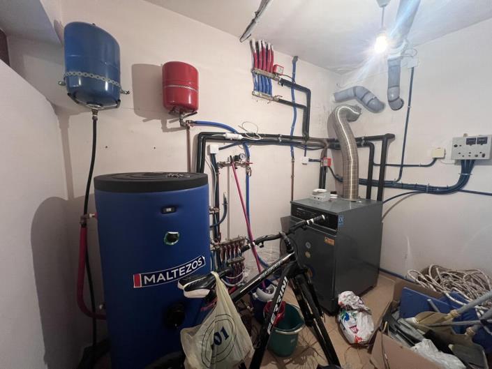 Image No.33-4 Bed Villa for sale