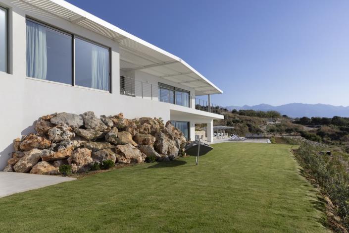 Image No.2-5 Bed Villa for sale