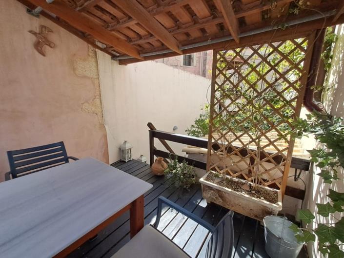 Image No.13-2 Bed House for sale