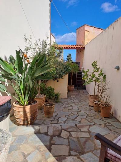 Image No.22-2 Bed House for sale