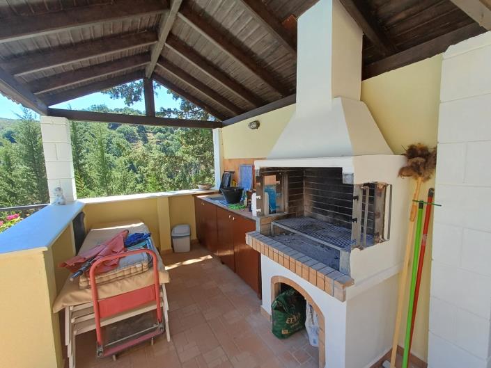 Image No.5-2 Bed House for sale