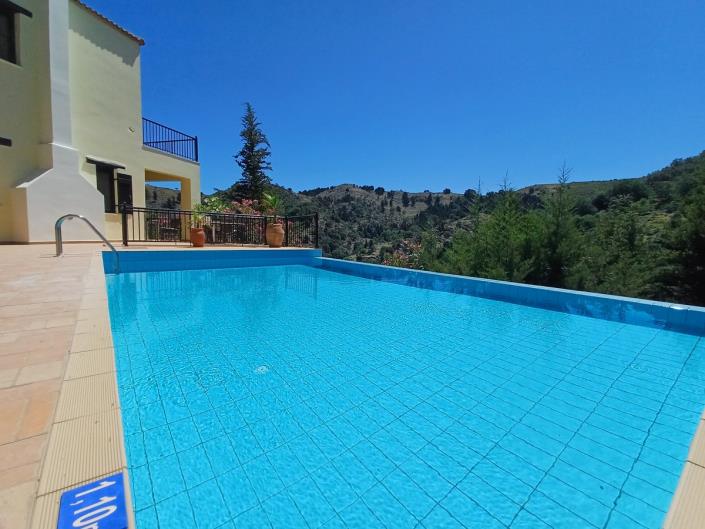 Image No.6-2 Bed House for sale