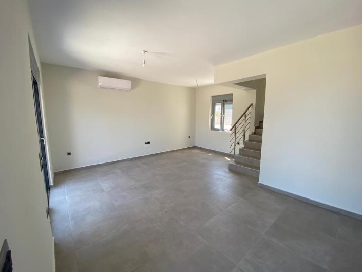 Image No.7-2 Bed Villa for sale