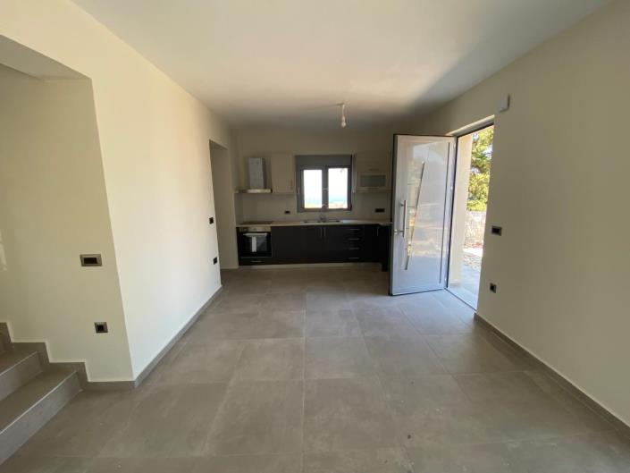 Image No.4-2 Bed Villa for sale