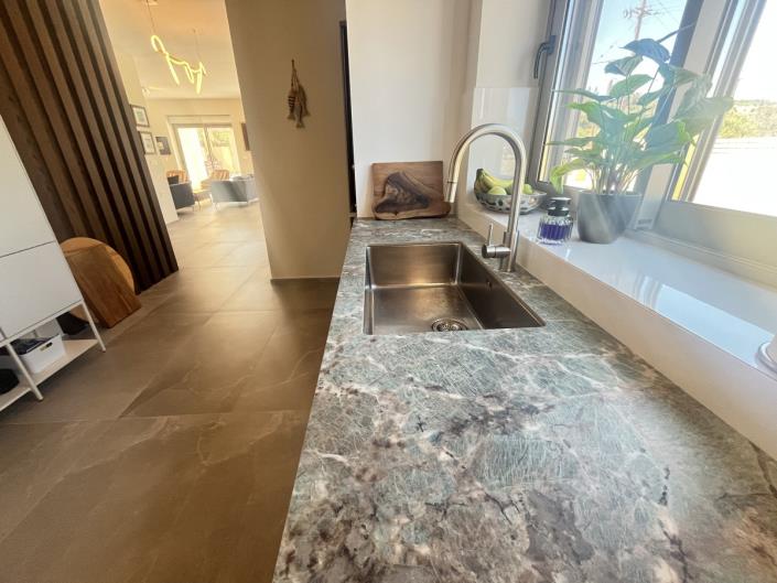 Image No.19-3 Bed Villa for sale