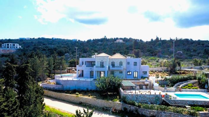 Image No.24-8 Bed Villa for sale