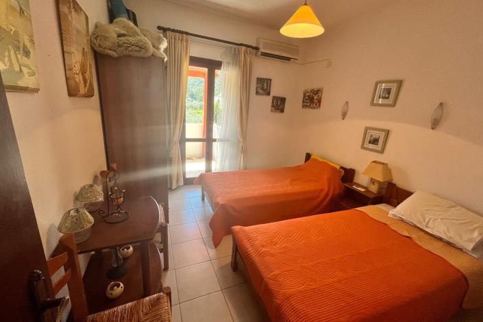 Image No.20-2 Bed Apartment for sale