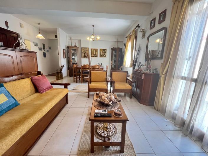 Image No.23-2 Bed Apartment for sale