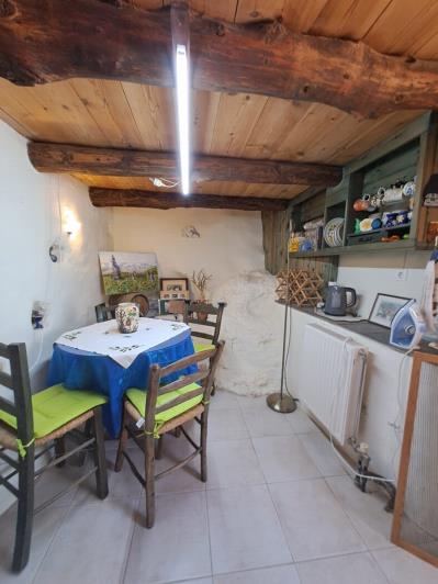 Image No.9-2 Bed House for sale