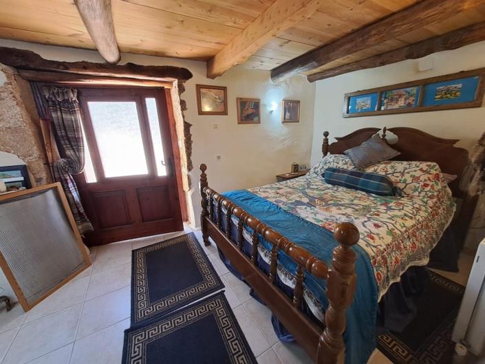 Image No.7-2 Bed House for sale