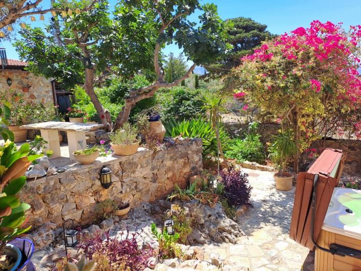 Image No.3-2 Bed House for sale