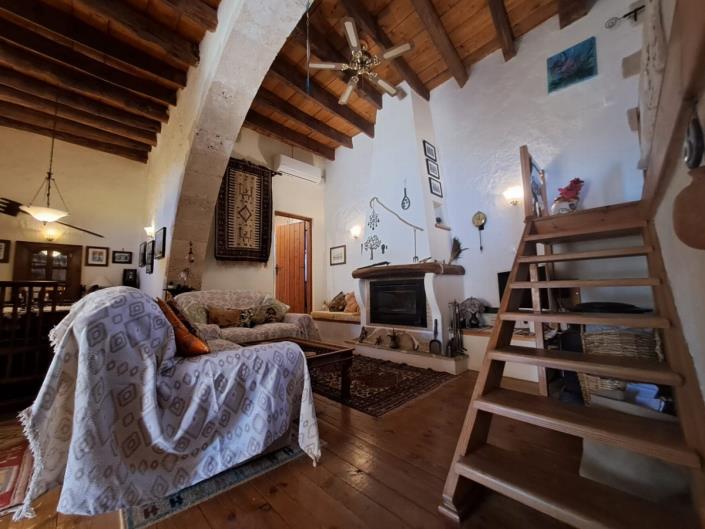 Image No.5-2 Bed House for sale