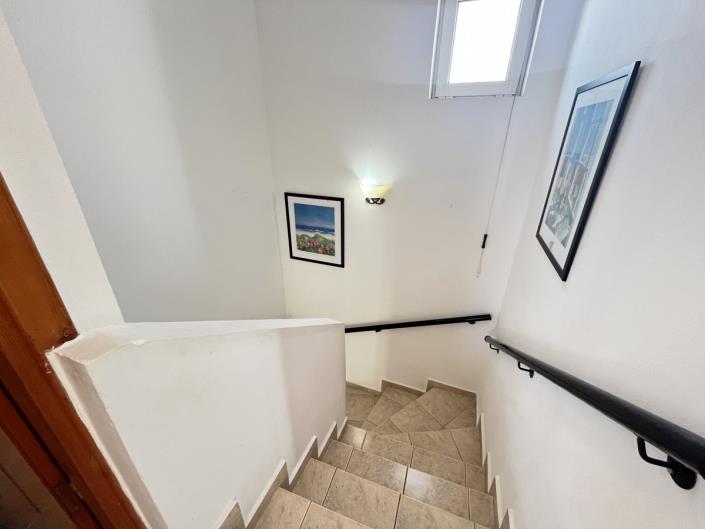 Image No.4-3 Bed Maisonette for sale