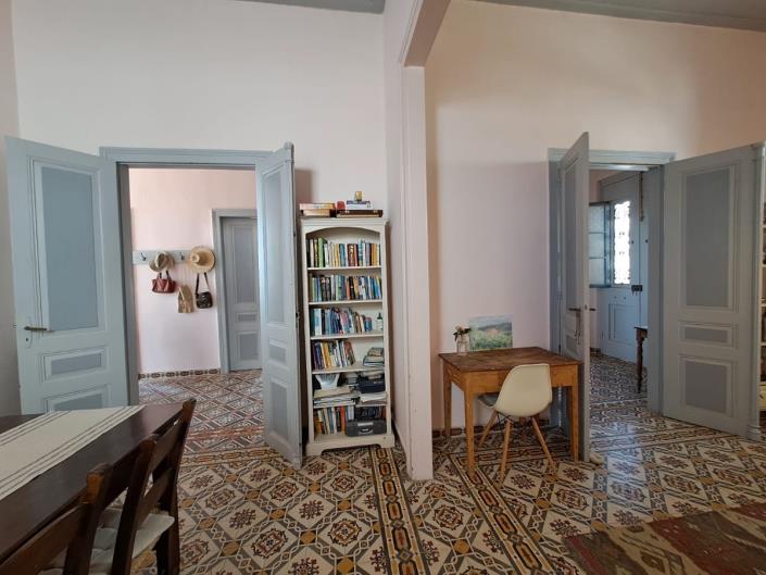 Image No.5-5 Bed House for sale