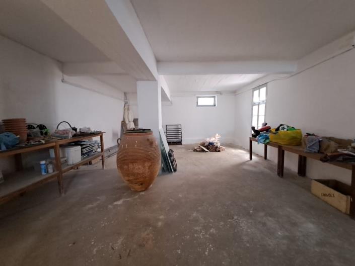 Image No.32-5 Bed House for sale