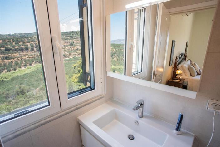 Image No.15-4 Bed Villa for sale