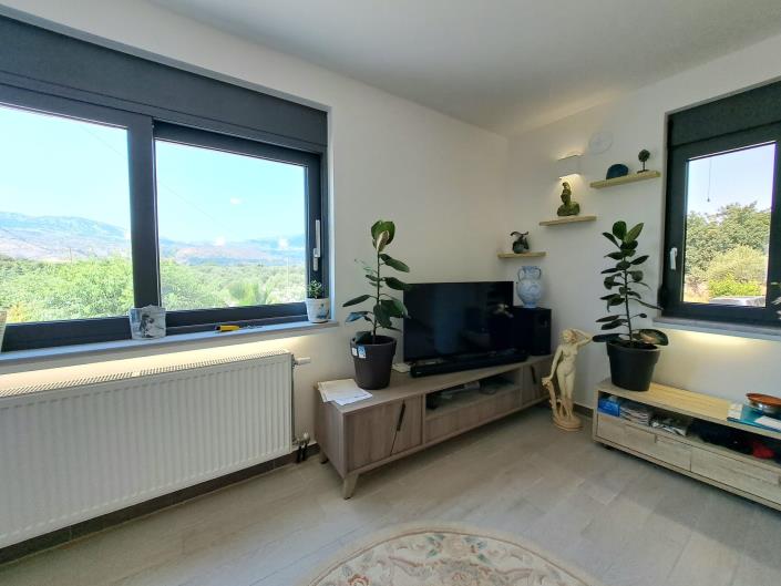 Image No.7-2 Bed House for sale