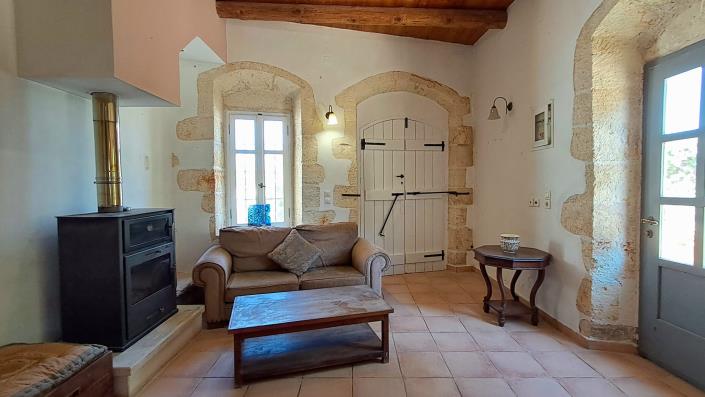 Image No.4-2 Bed House for sale