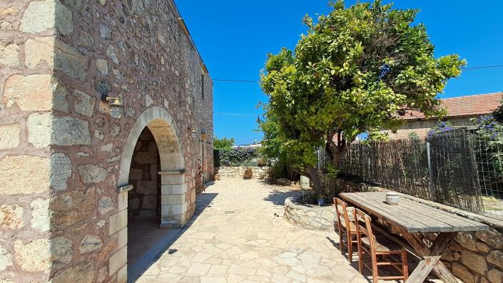 Image No.15-2 Bed House for sale