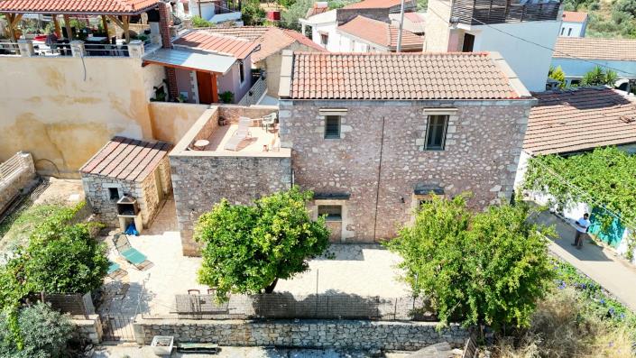 Image No.18-2 Bed House for sale