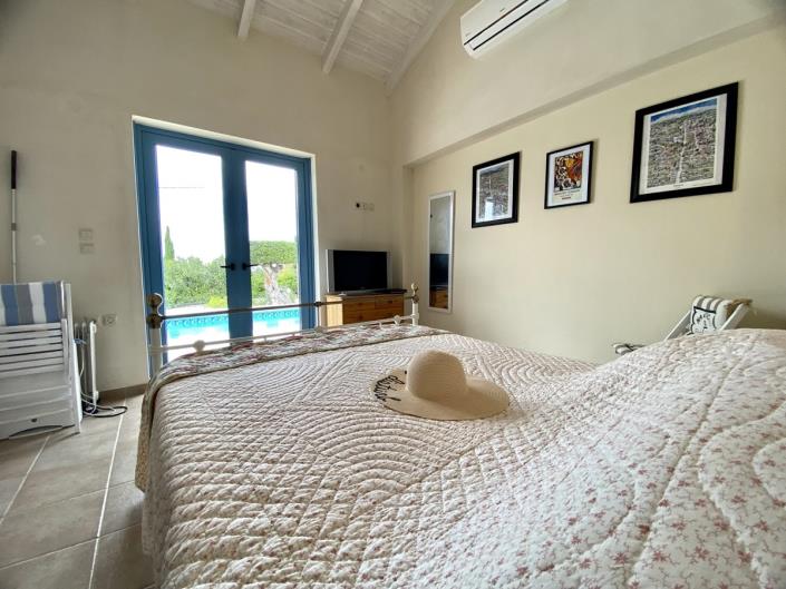 Image No.8-4 Bed Villa / Detached for sale