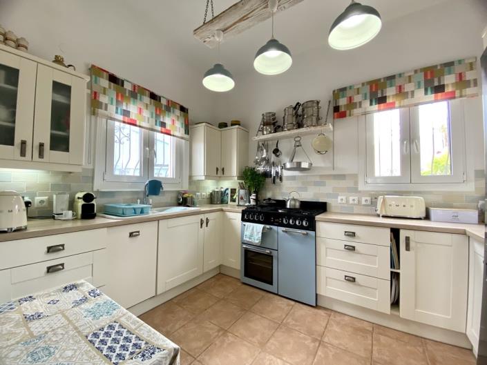 Image No.23-4 Bed Villa / Detached for sale