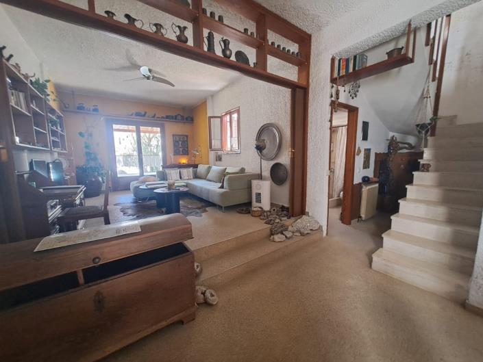 Image No.11-3 Bed House for sale