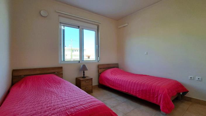 Image No.16-2 Bed Apartment for sale