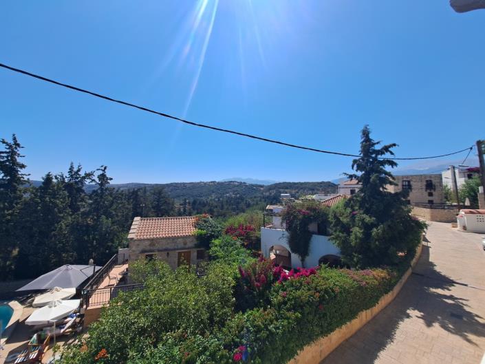 Image No.19-3 Bed Maisonette for sale