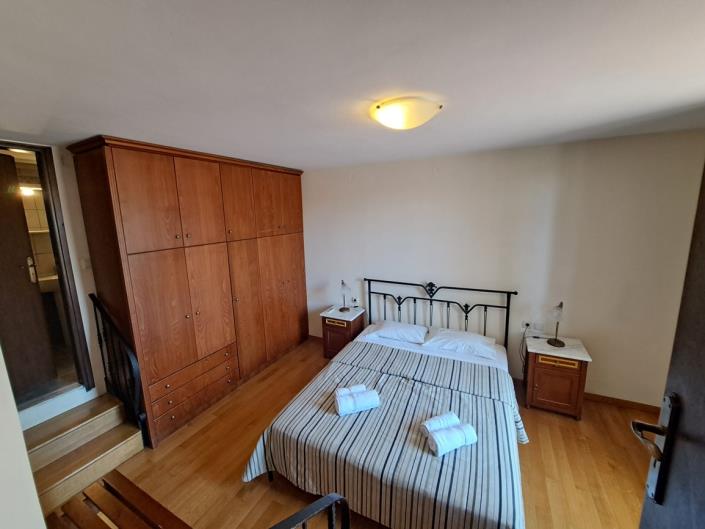 Image No.7-2 Bed Maisonette for sale