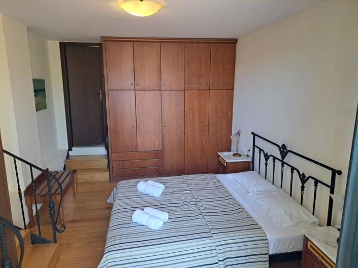 Image No.10-2 Bed Maisonette for sale