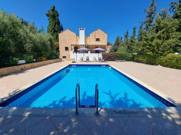 Image No.1-2 Bed Maisonette for sale