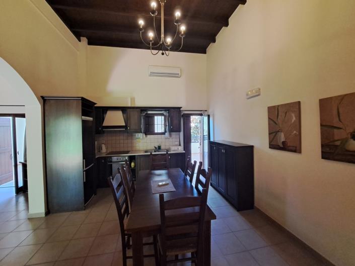 Image No.15-2 Bed Maisonette for sale