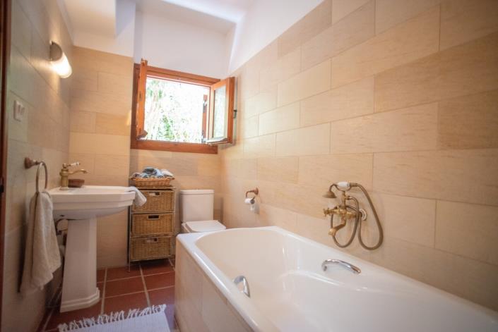 Image No.24-3 Bed Villa for sale