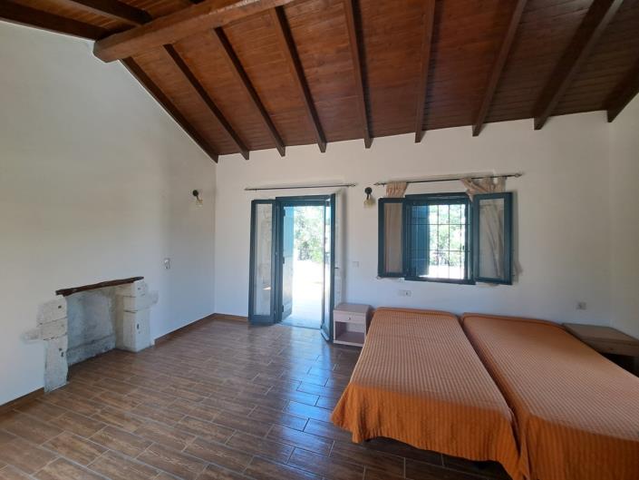 Image No.16-3 Bed House for sale