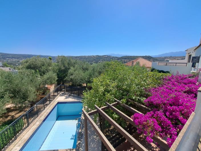 Image No.18-3 Bed House for sale