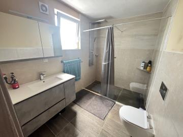 4ae6f52bc2bf4b56b82ec033a8f5657d