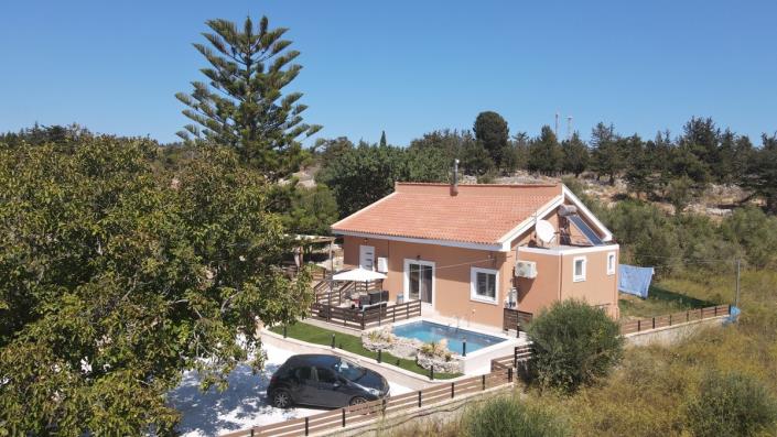 Image No.2-2 Bed Villa for sale