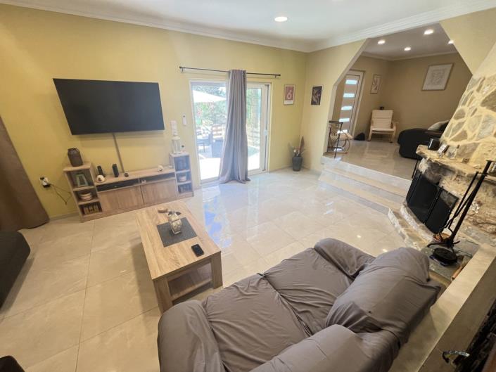 Image No.27-2 Bed Villa for sale