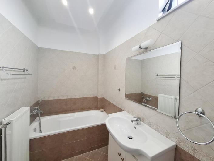 Image No.24-2 Bed House/Villa for sale