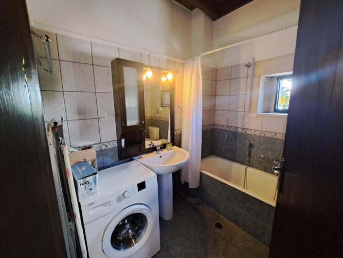 Image No.13-3 Bed House for sale