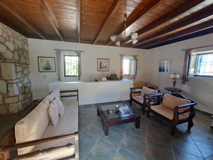 Image No.15-3 Bed House for sale