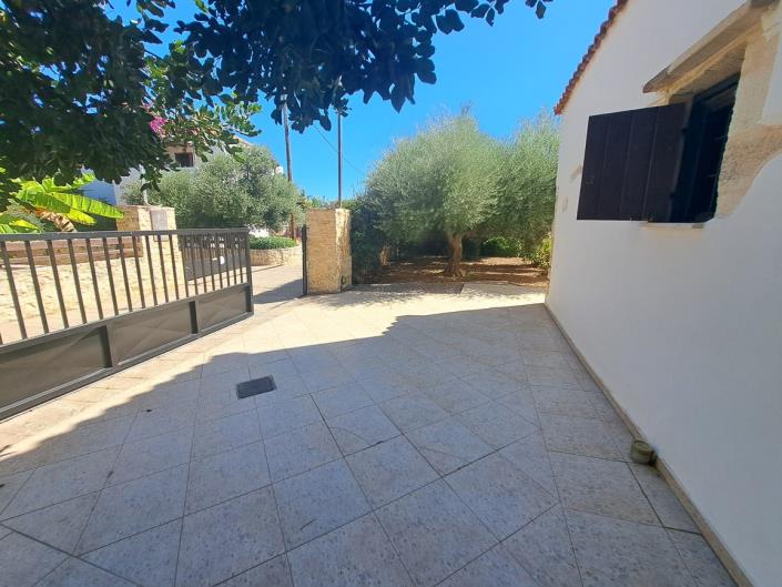 Image No.7-4 Bed House for sale