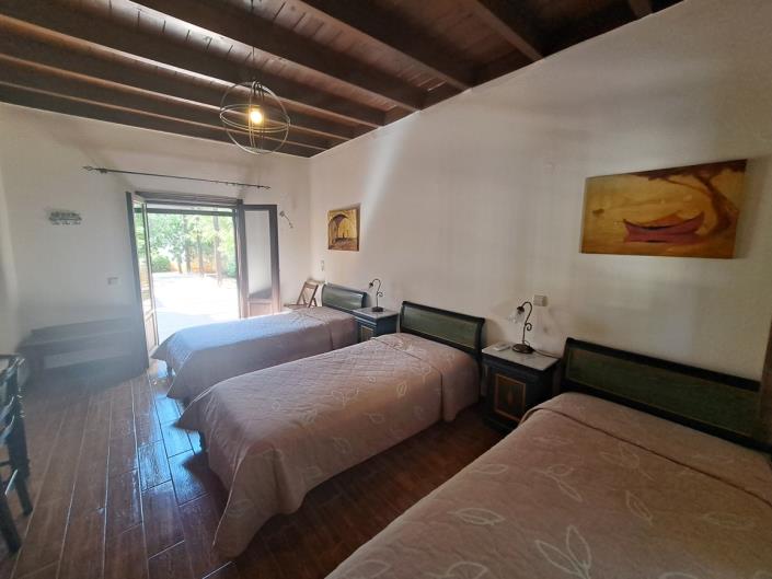 Image No.13-4 Bed House for sale