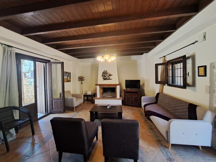 Image No.18-4 Bed House for sale