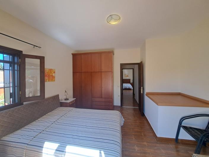 Image No.31-4 Bed House for sale