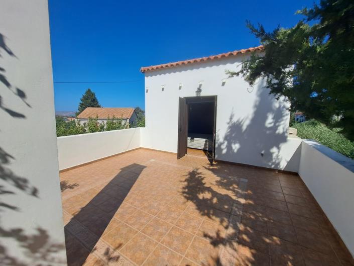 Image No.32-4 Bed House for sale